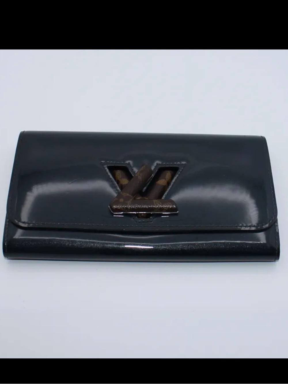 Louis Vuitton Black Patent Leather Key & Card Holder with Monogram Hardware